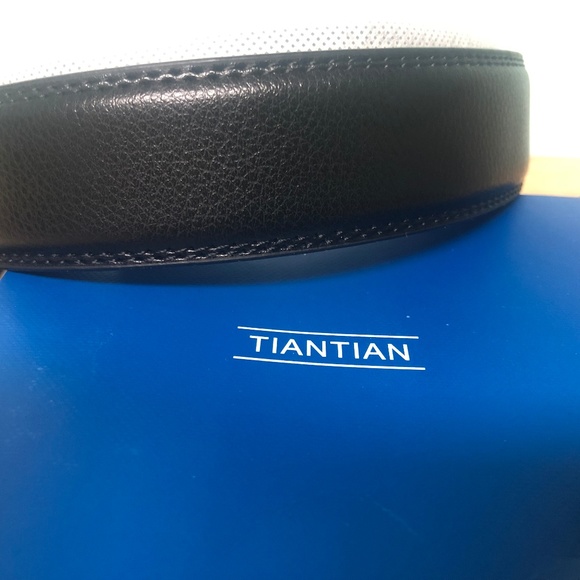 Tiantian - Picture 1 of 2